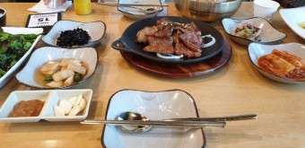숯불한우떡갈비 순메밀막국수