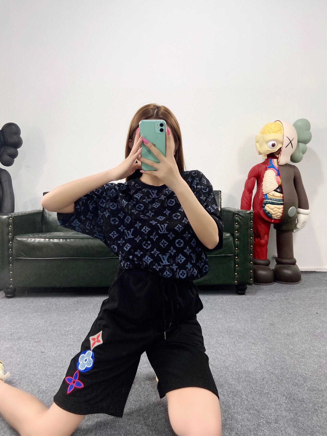  [LOUIS VUITTON] 루이비통 모노그램 로고 쇼츠 반바지 (2 COLOR)
