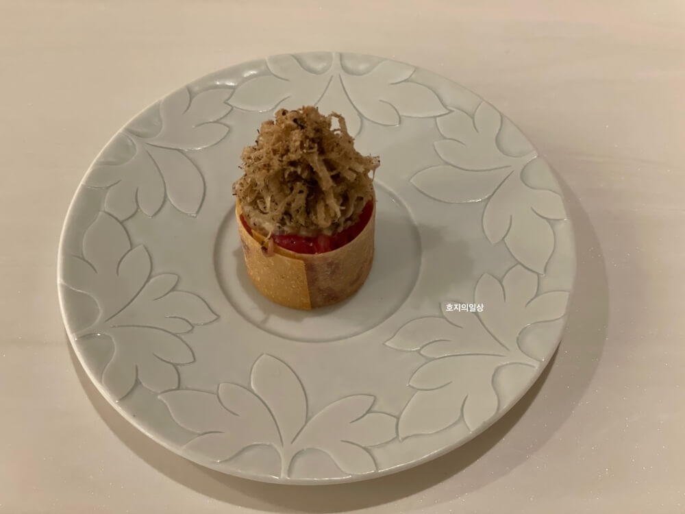 미쉐린 가이드(미슐랭 3스타) 식당 가온 - 버섯 육회
