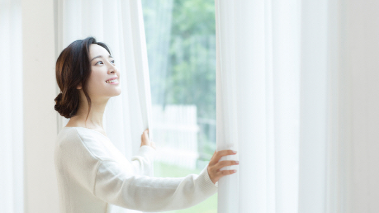  집에 햇빛 잘 들면, 수면 질 좋아지고, 스트레스가 줄어 듭니다.