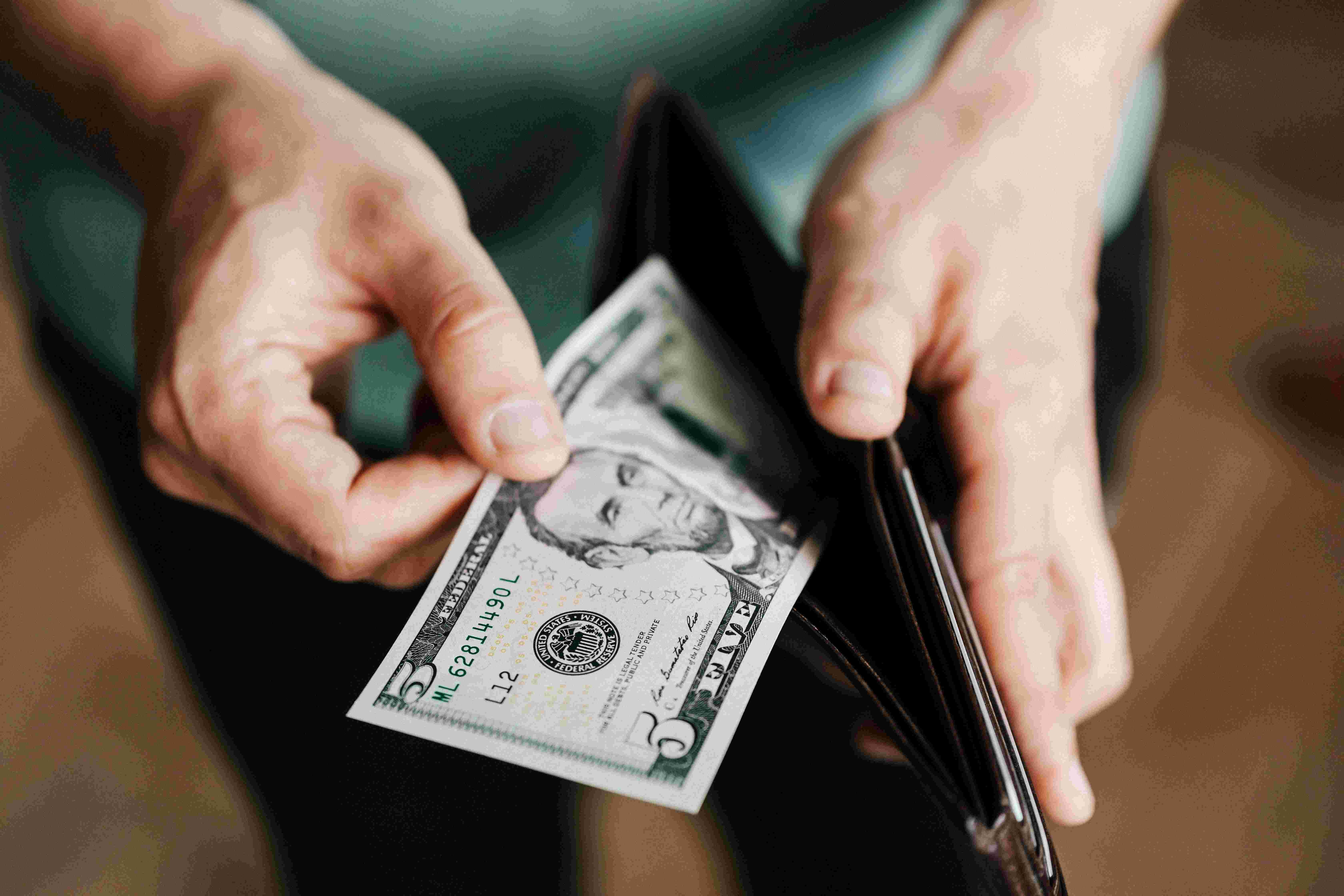 💰 20대가 돈을 모으는 가장 빠른 방법 – 투자 습관 만들기