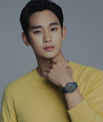 김수현 프로필,나이,키,몸무게,작품활동 - 김수현 프로필 김수현 프로필,나이,키,몸무게,작품활동 - 김수현 프로필