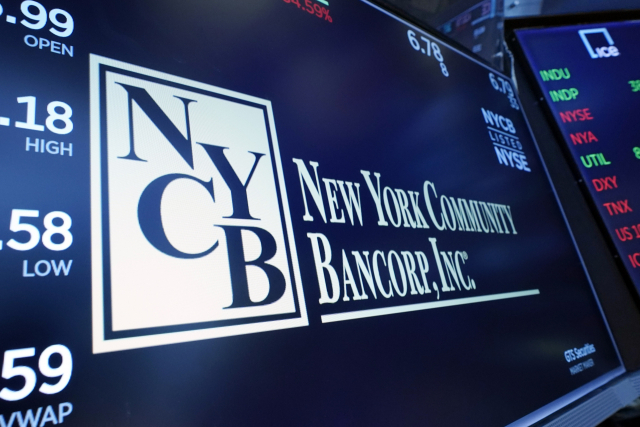 NYCB&#44; 10억 달러 넘는 지분 투자 유치