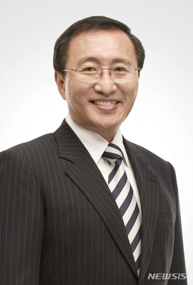  [전문]노회찬 유서 어리석은 선택 당원 앞에 얼굴 들 수 없어 불법 정치자금 수수 의혹과 관련 부끄러운 판단 2016년 3월 두 차례에 걸쳐 경제적공진화모임(경공모) 4000만원 수수
