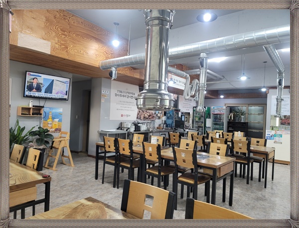 강경 불고기 식당 내부 사진