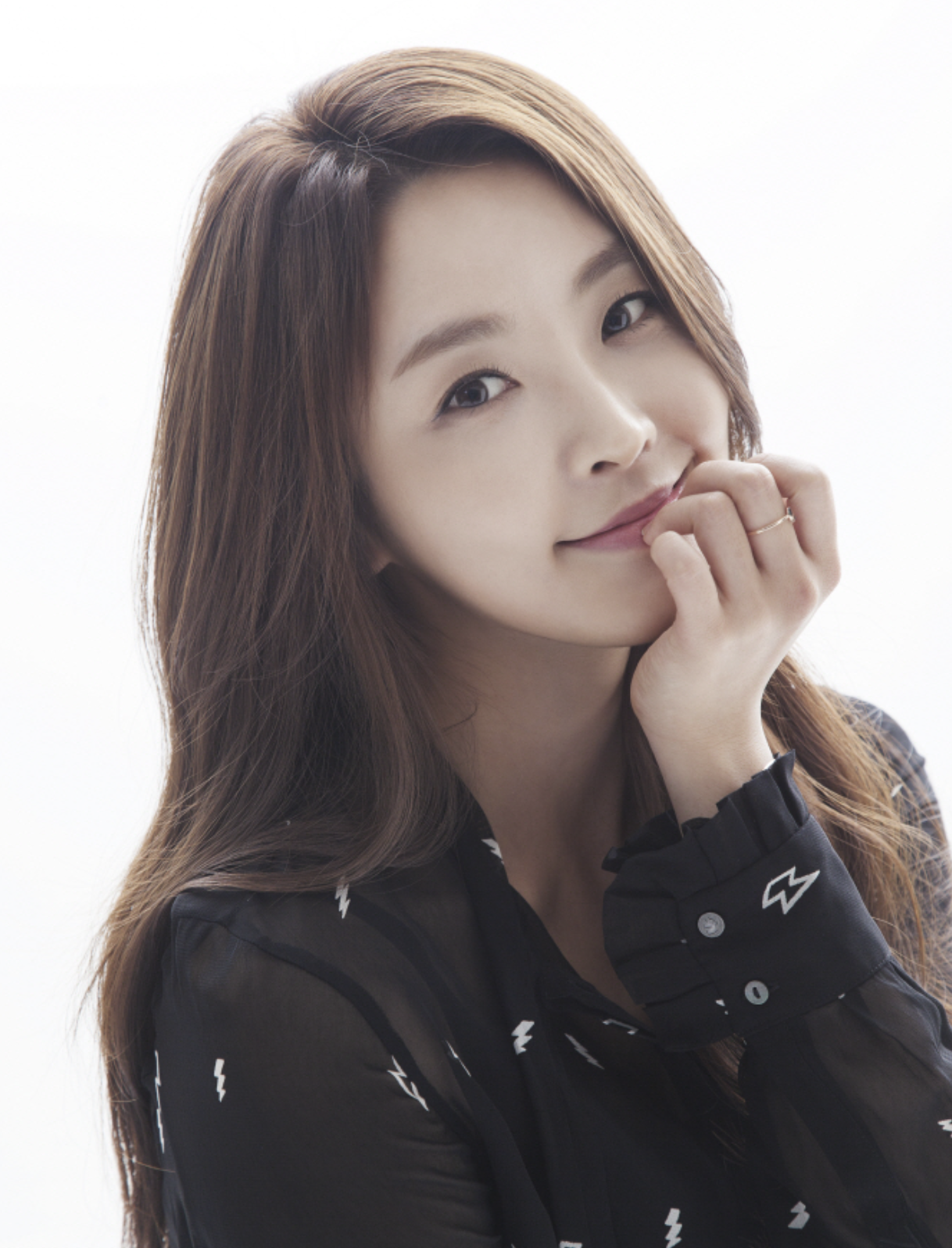  배우 정유미 프로필 나이 몸매 데뷔 작품 활동 학력 인스타