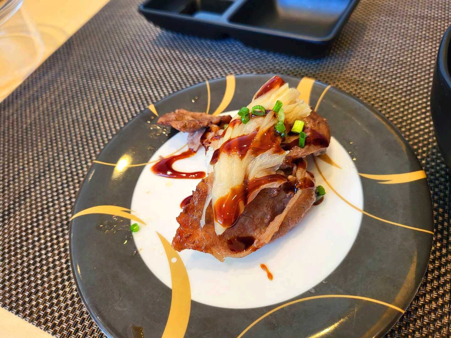 오창-스시예담-소고기초밥