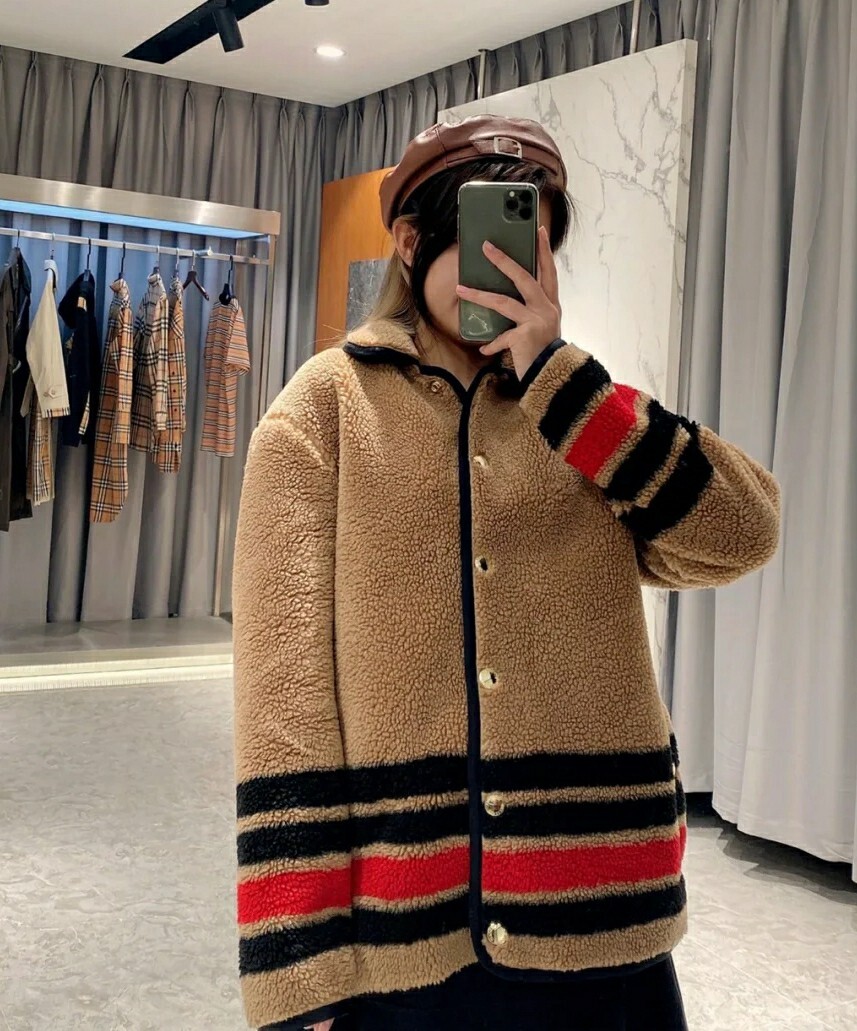  [BURBERRY] 버버리 스트라이프 인타르시아 플리스 자켓 80370181