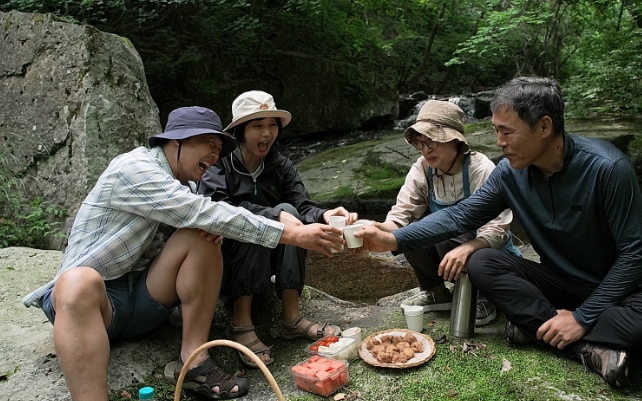 한국기행-태안야자수잎지붕집-완주숲속오두막집