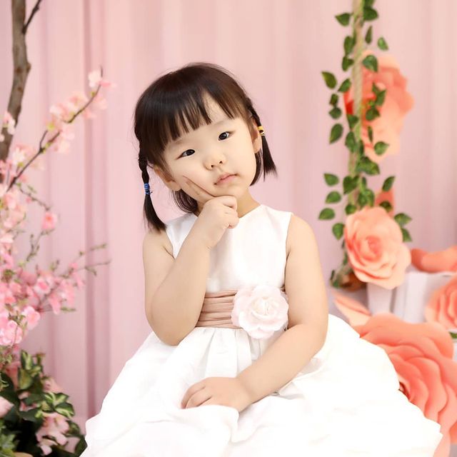 '2TV 생중계' 창원 남양 스튜디오, 1953년 전통 사진관 3대 김두수-한덕순 부부 인생극장…성남 단전시장, 훌라댄스클럽 예약 전화번호 3