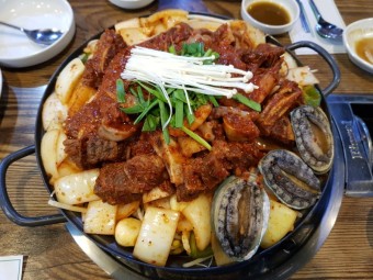 해물소갈비찜 소고기보신전골