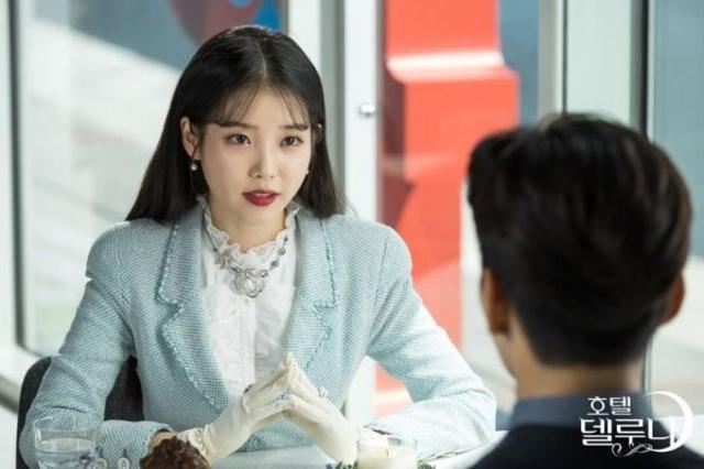  호텔 델루나 아이유처럼 나도 머리  톤다운해서 흑발에 도전?