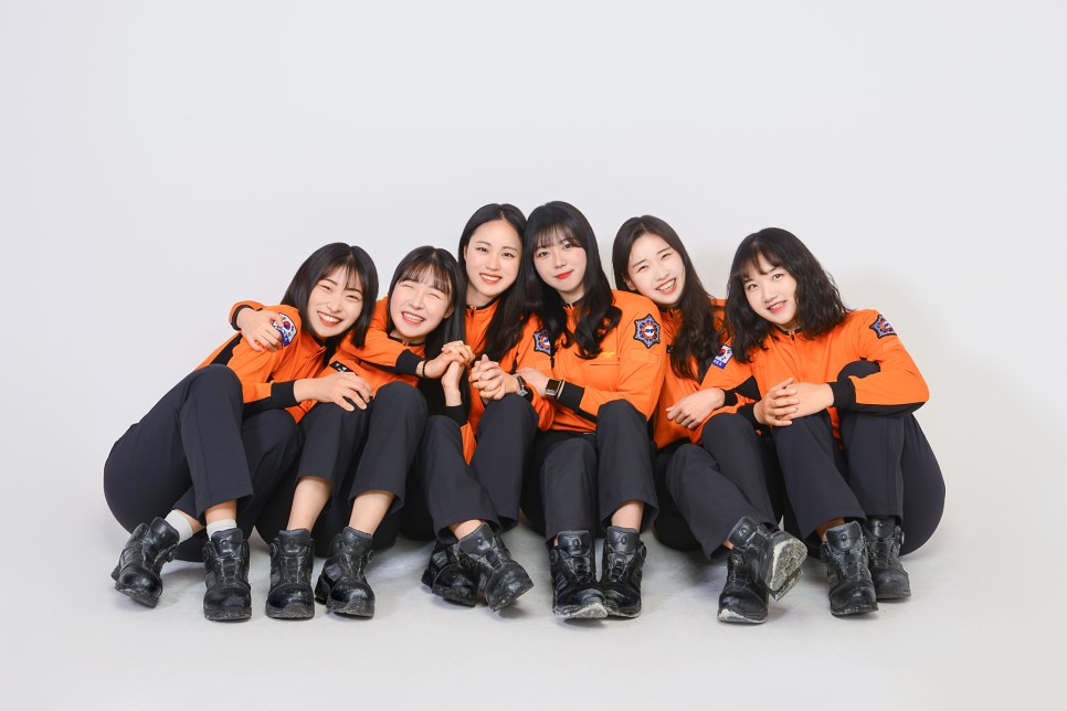 우정 짤 포즈랑 콘셉트 신경 쓰지 마세요! 광주우정사진스튜디오 16