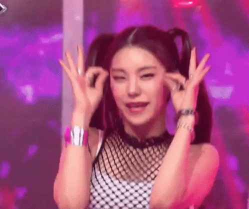  아이웨딩 어플은 달라달라 _