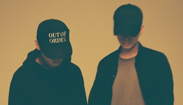 새벽 3시 모두 잠든 시간에 홀로 깨어있는 - offonoff