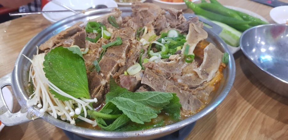  가로수길 맥주 펍 프레즈드로이  + 성수동 소문난감자탕