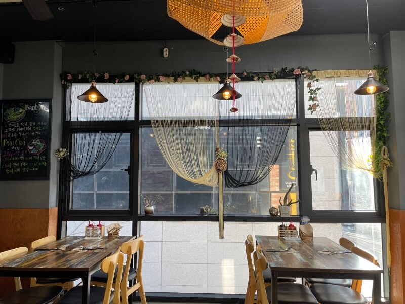 시흥 은계 맛집 베트남 식당 고하이 - 테이블 좌석