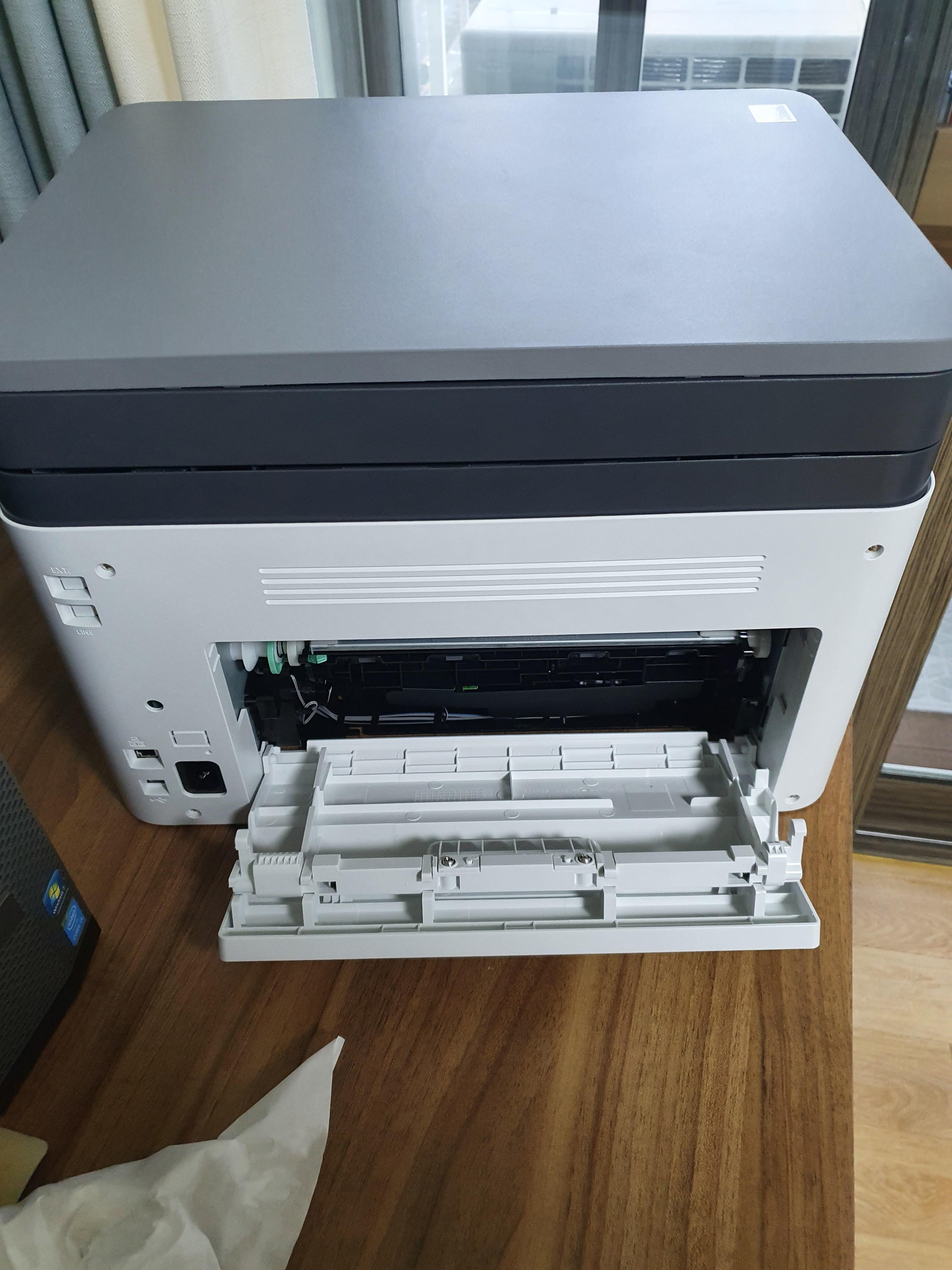 삼성 C563W레이저 프린터 복합기 종이 걸리면, 뒷패널 오픈 하면 이런 모습