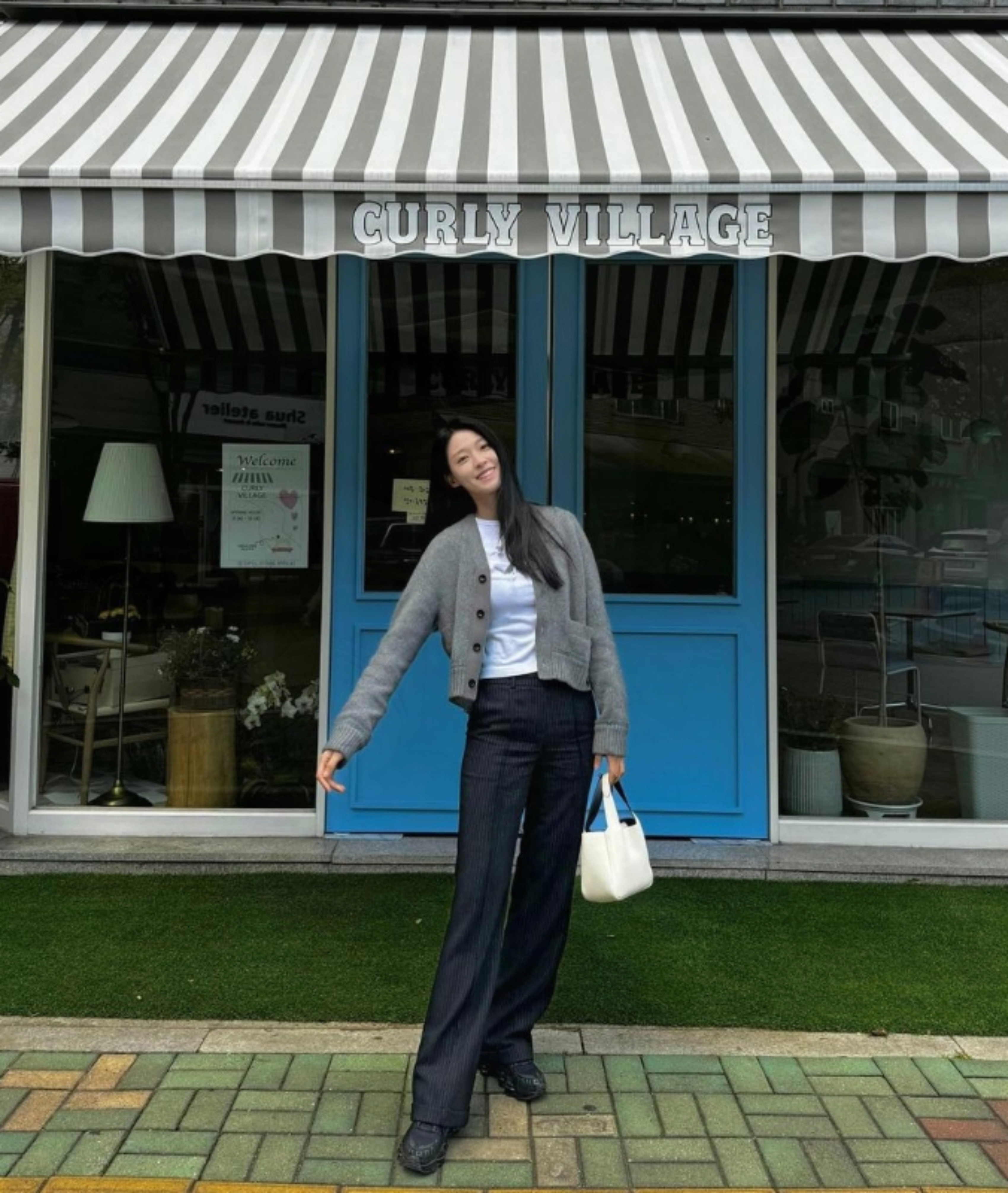  설현 니트 가디건 코디 데일리룩 절로 나오는 미소