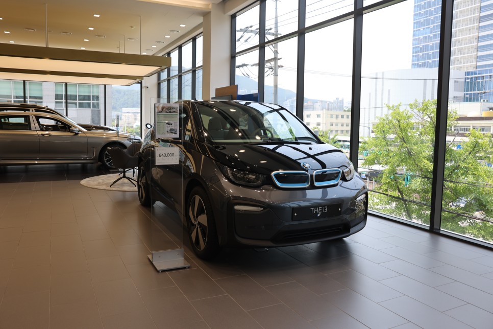 bmw 공식 중고차 BMW 삼천리 모터스 안양 통합 전시장 13