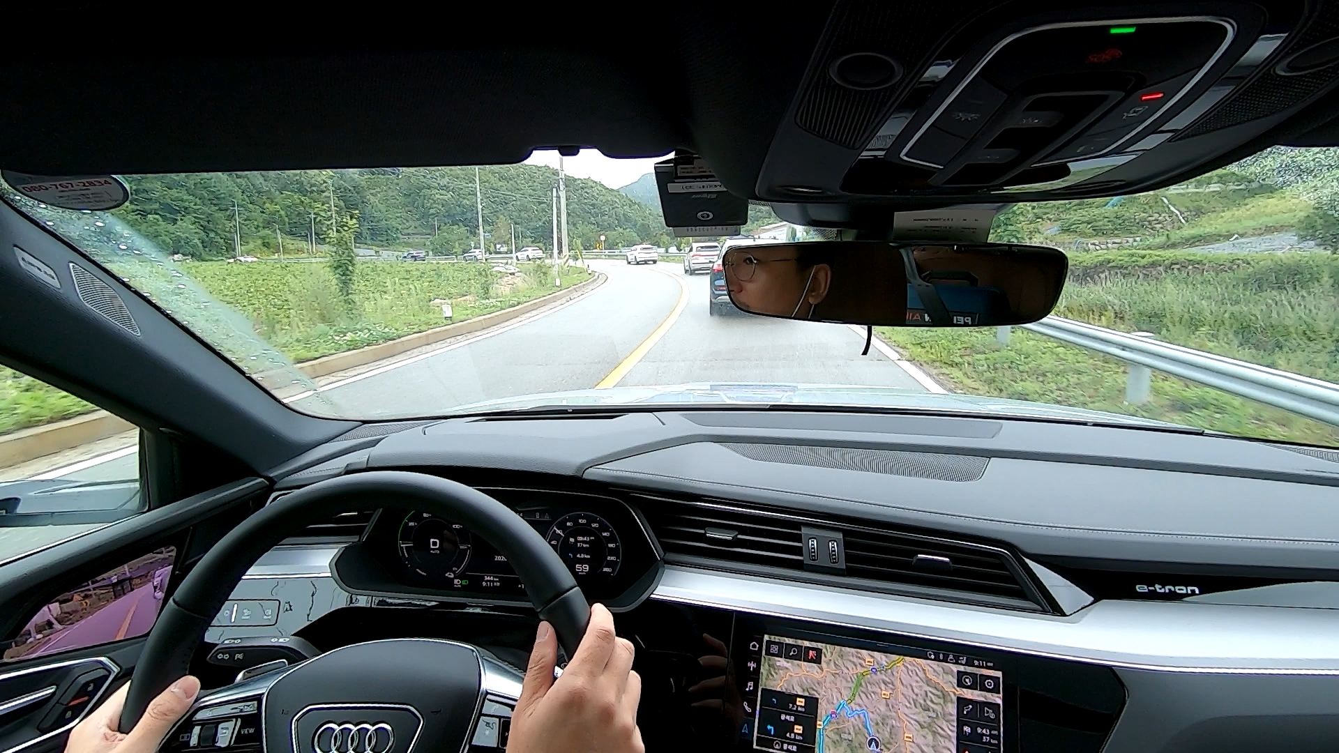 익숙하면서 신선한, 아우디 e-트론 : 네이버 블로그