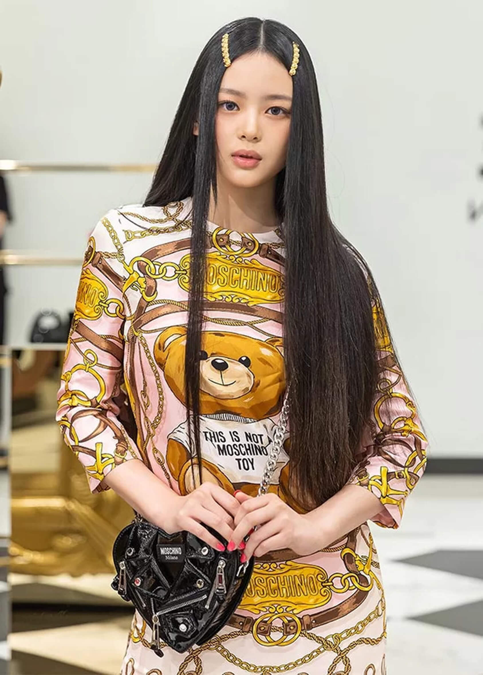 New Jeans Hani at the Gucci fashion show