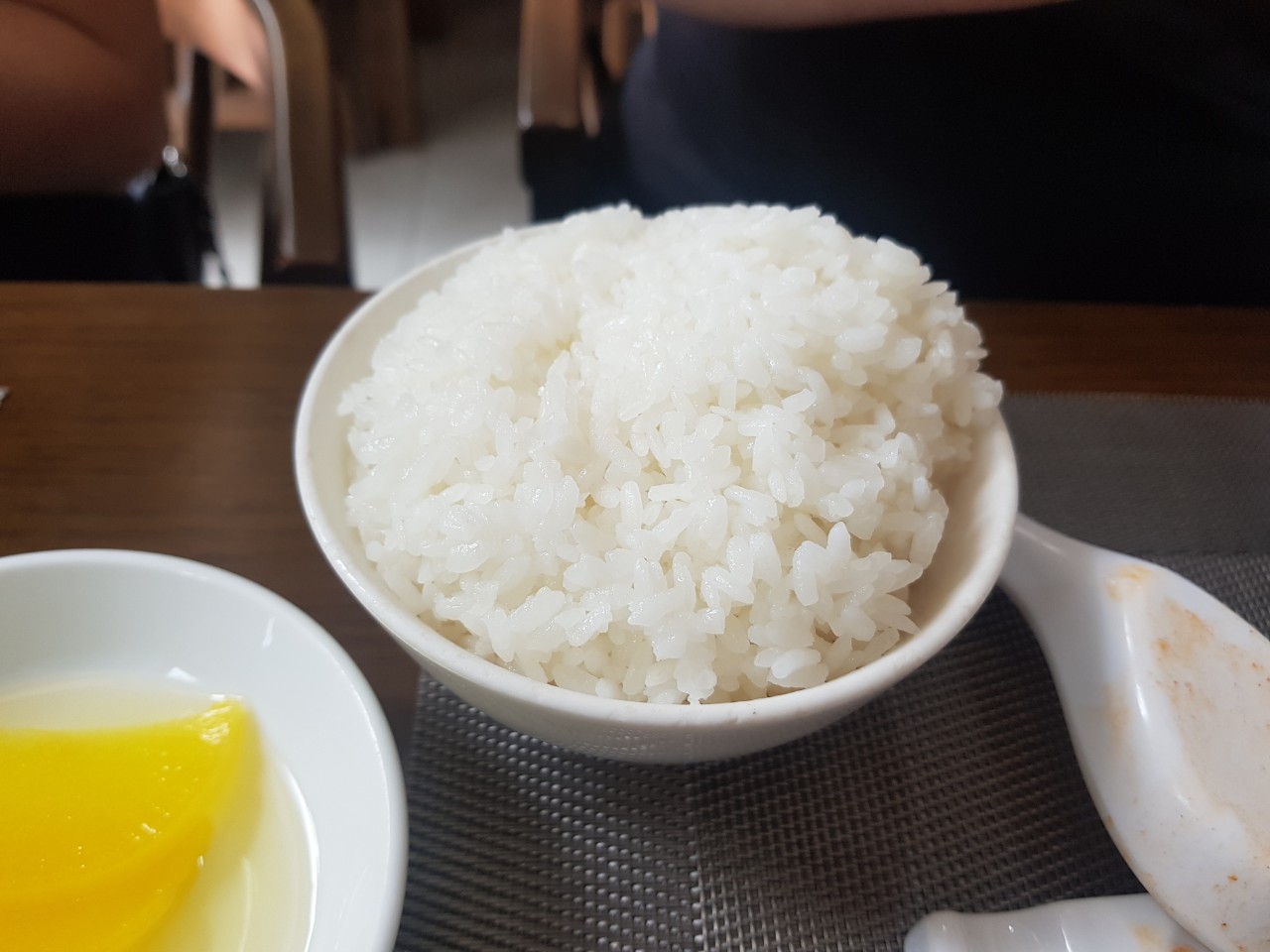 호치민 2군 타오디엔 중국집 샹차이 - 흰쌀밥