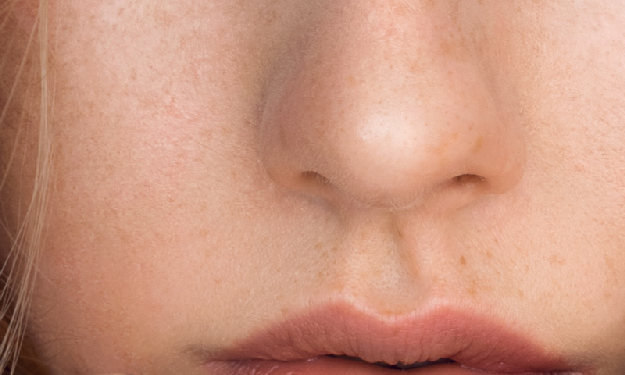 복구 브러쉬로 잡티 제거한 이미지