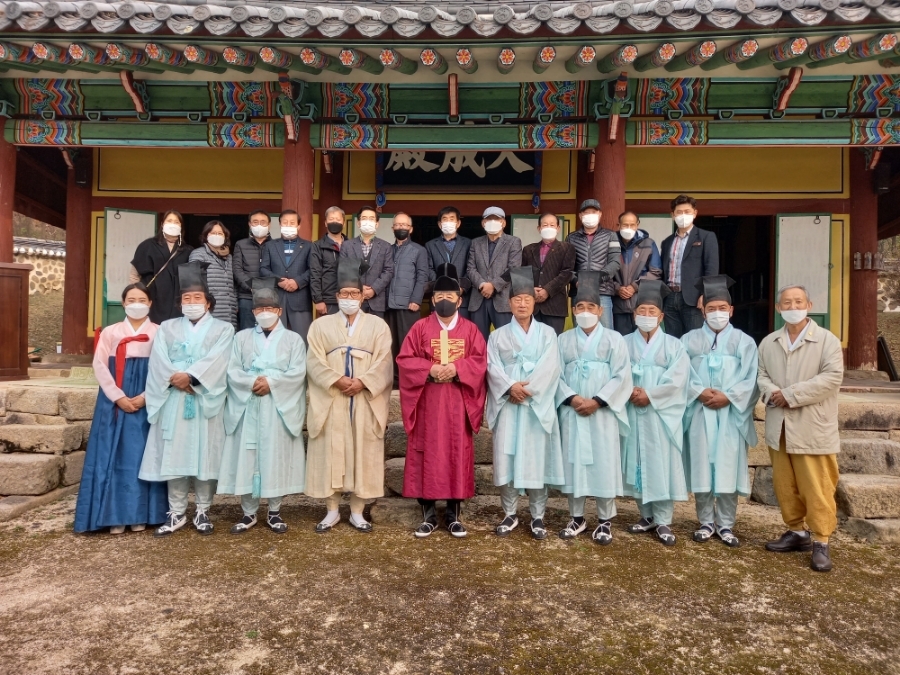  포천향교 대성전 위폐이안제