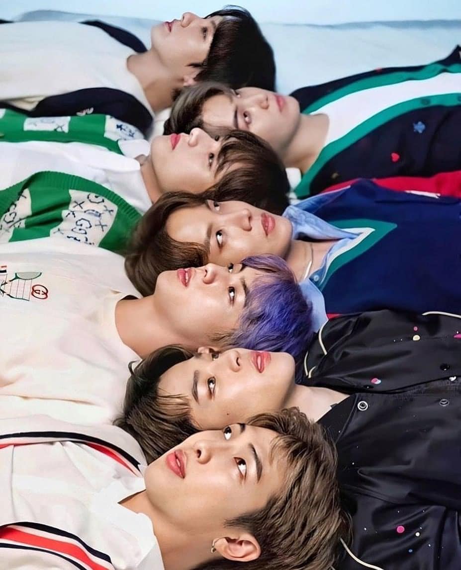  이리봐도 저리봐도 너무나이쁜 우리 방탄소년단