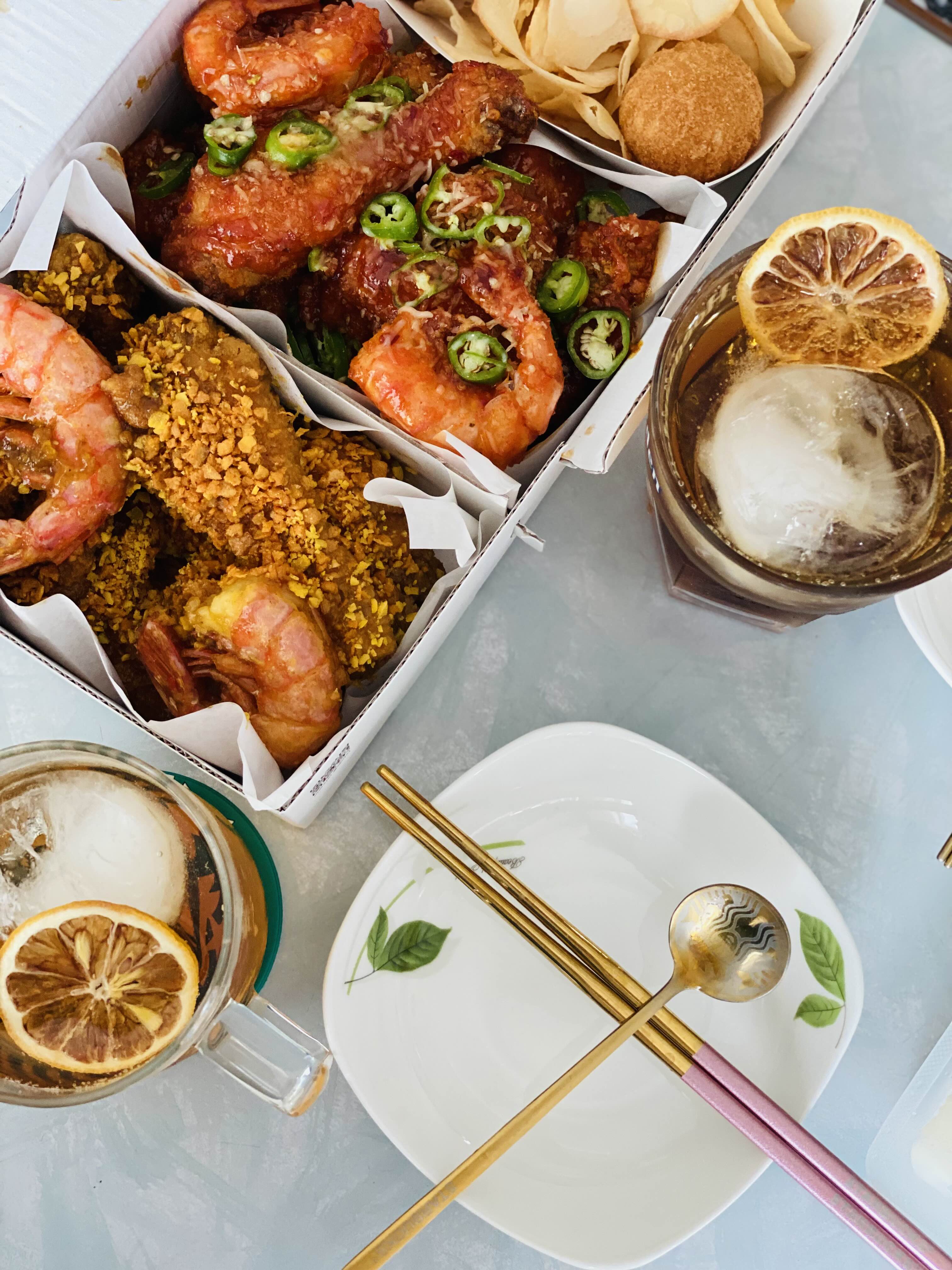  바른치킨 (치킨실버제)  치킨엔 하이볼