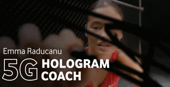 사상 최초 5G 홀로그램 테니스 레슨...코치들 어쩌나! VIDEO:Emma Raducanu trains two young tennis players via HOLOGRAM