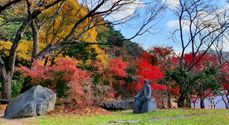 - 수덕사, 명상치유림길과 수암산의 가을 예산으로 볼거리, 단풍여행 1