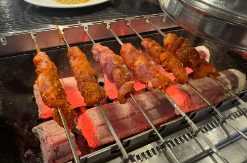 숯위에 양꼬치
