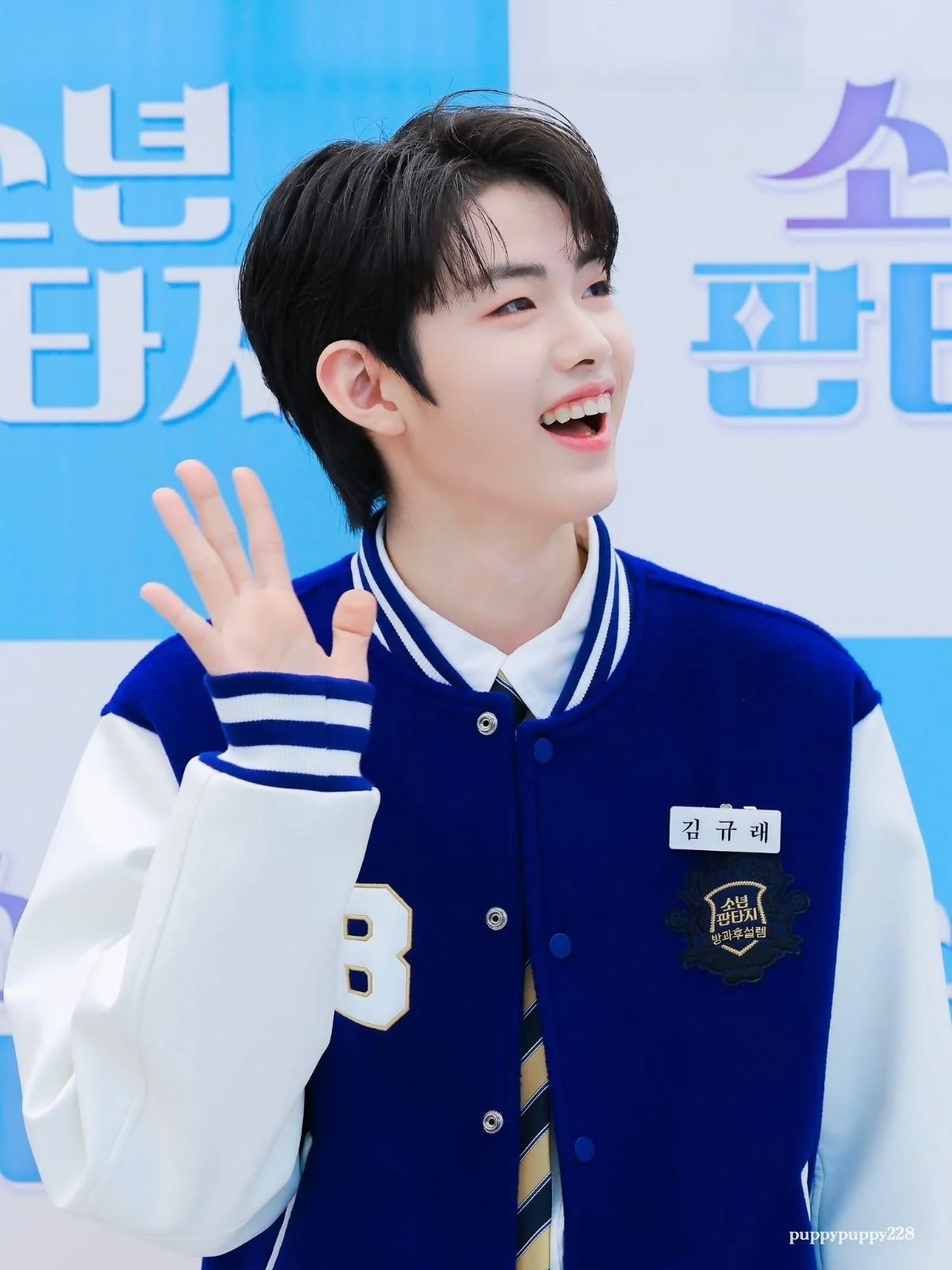 소판 귀여운 얼굴에 큰 키를 가진 7