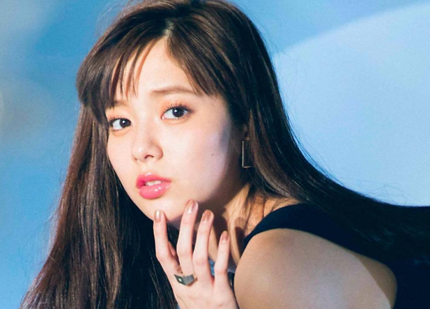 톱모델 이미지