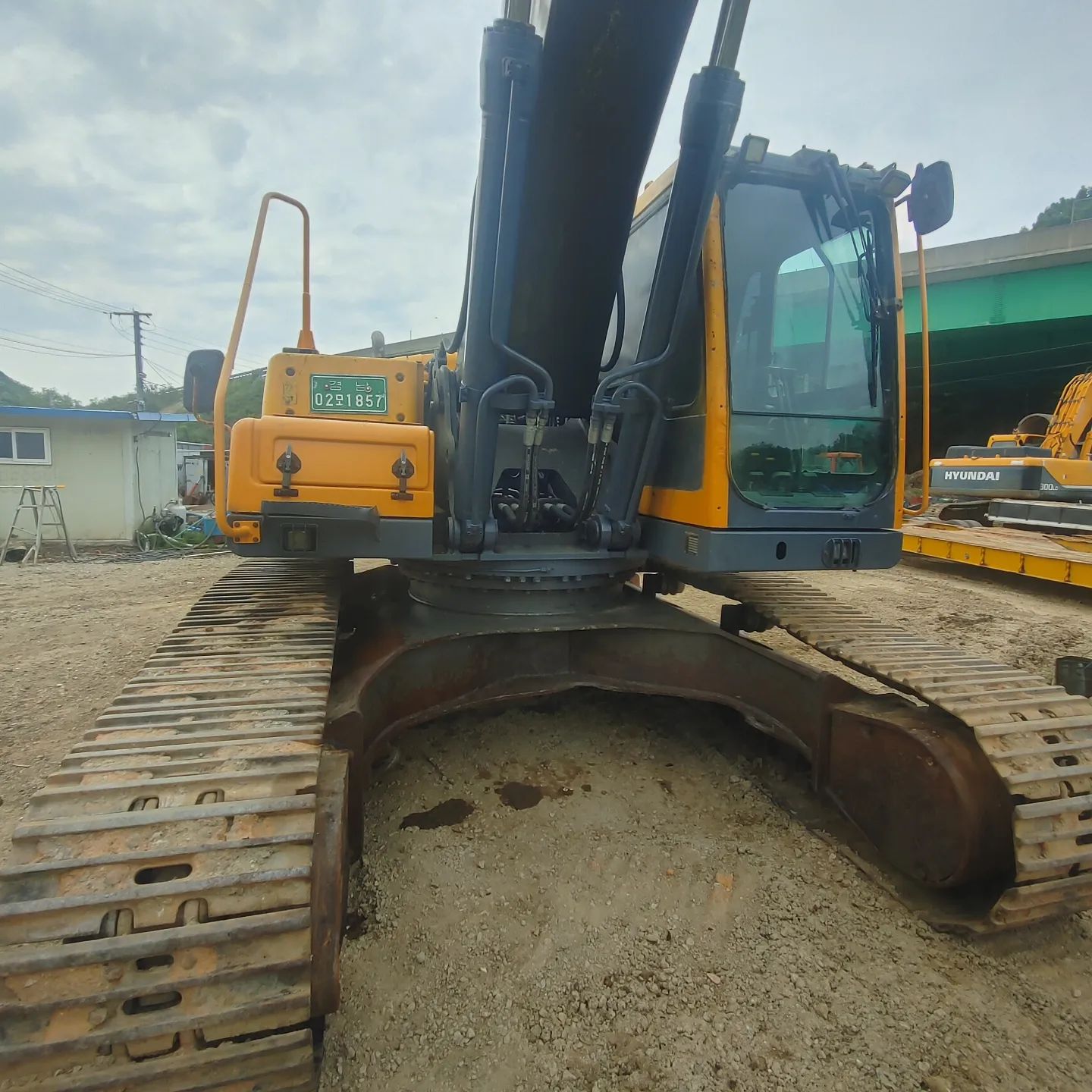  볼보 VOLVO EC290B모델 2009년식 3300만원 판매합니다
