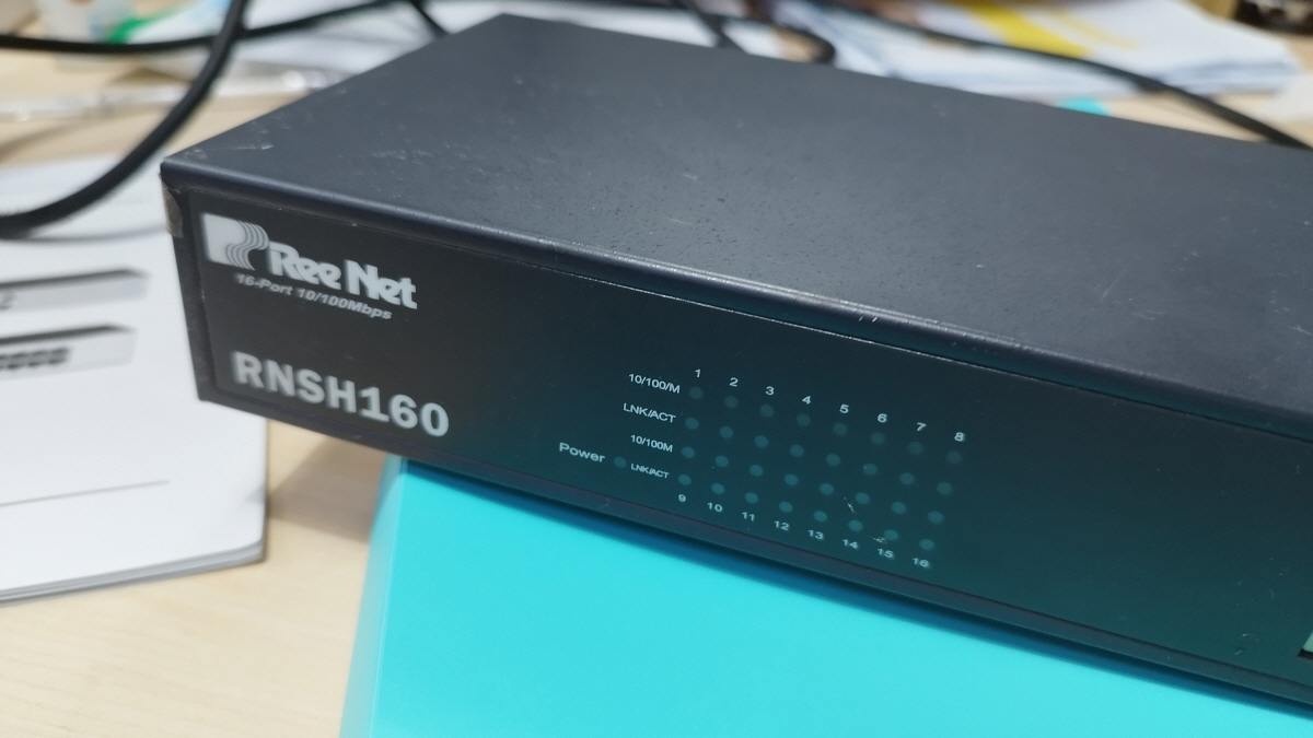 Ree Net RNSH160 10/100Mbps 스위칭허브