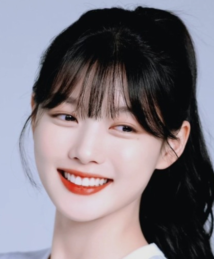 김유정 사진