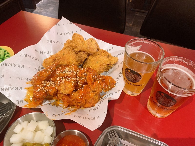 깐부치킨 이미지