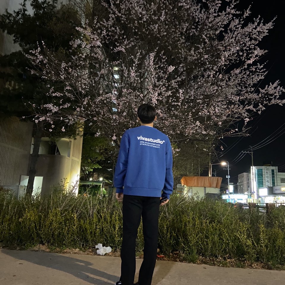  비바스튜디오 맨투맨 이 가격에 왜 이래요?!