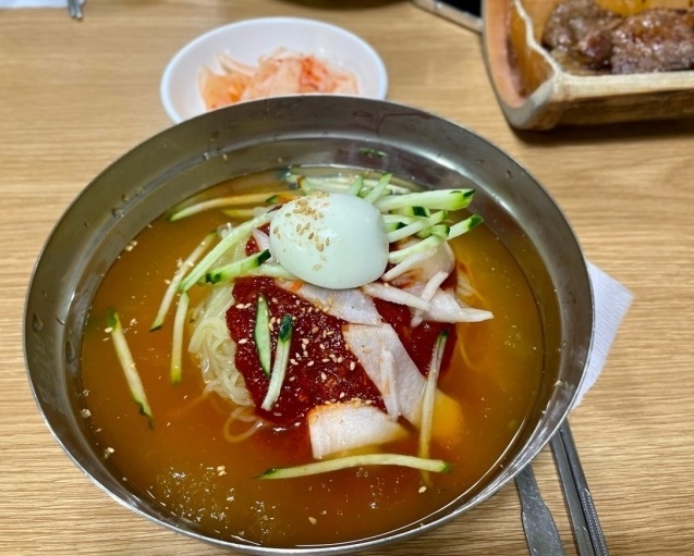  생생정보통 25년 밀면 숯불고기 맛집 고수의 부엌 1589회 경주밀면 본점