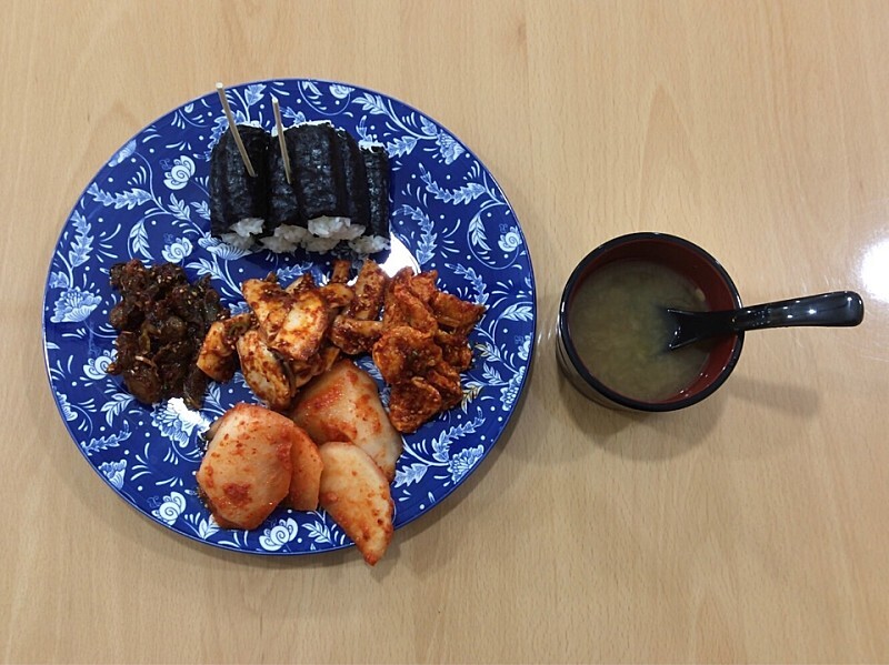  향수(鄕愁) 어린 통영의 맛, 충무김밥(Chungmu Gimbap)