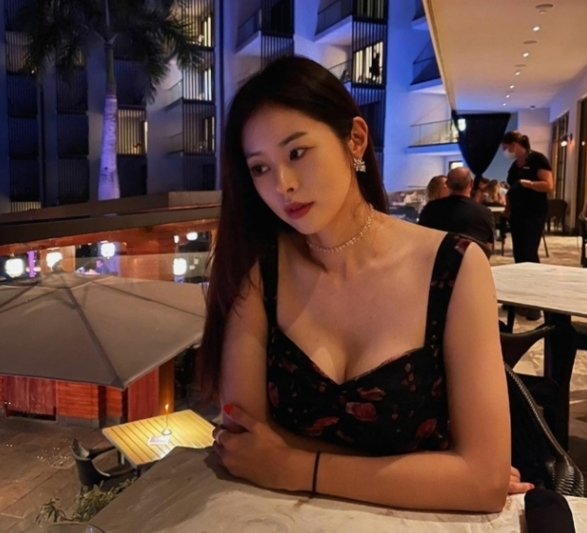  하와이의 서동주, 화끈한 코르셋 원피스로 S라인 매력 '뿜뿜'