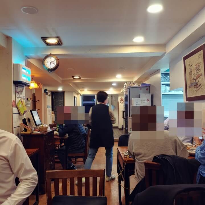 해달밥술-식당-로비