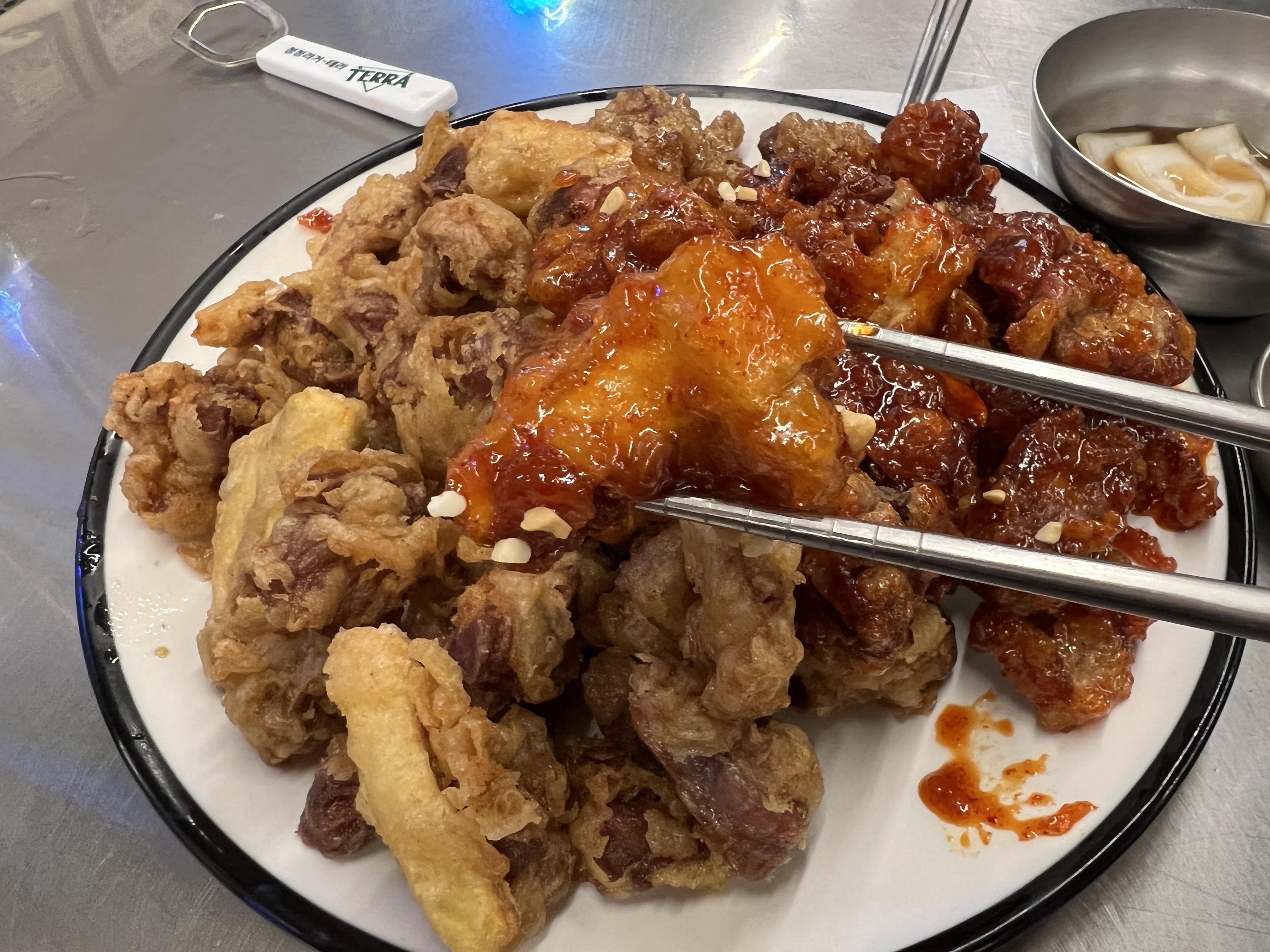 평화시장 닭똥집 맛집 고인돌
