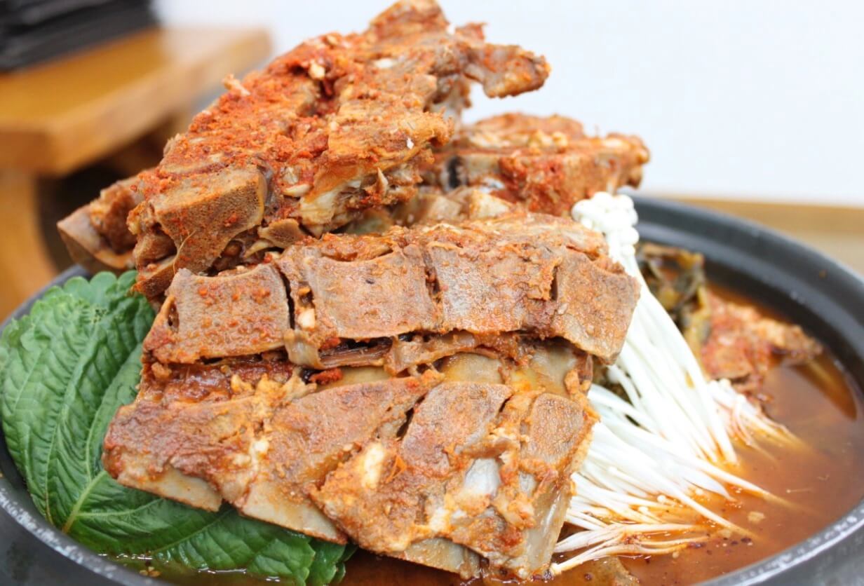 생방송-투데이-산더미-뼈탑-감자탕-소문의-맛집-정보-안내