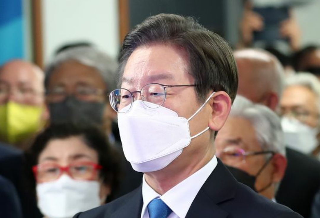 이재명 대선으로 심판은 끝났다, 지방 선거 일꾼 뽑는 선거 BUT 끝나지 않은 심판 선거 때 무슨 말을 못하나 약속 다 지키면 나라 망한다 끝날 때까지 끝난 것이 아니다. 요기베라