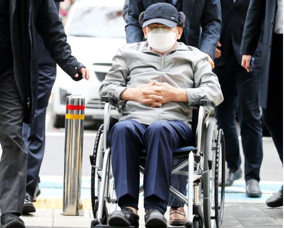  신천지 이만희 재판 1심 집행유예