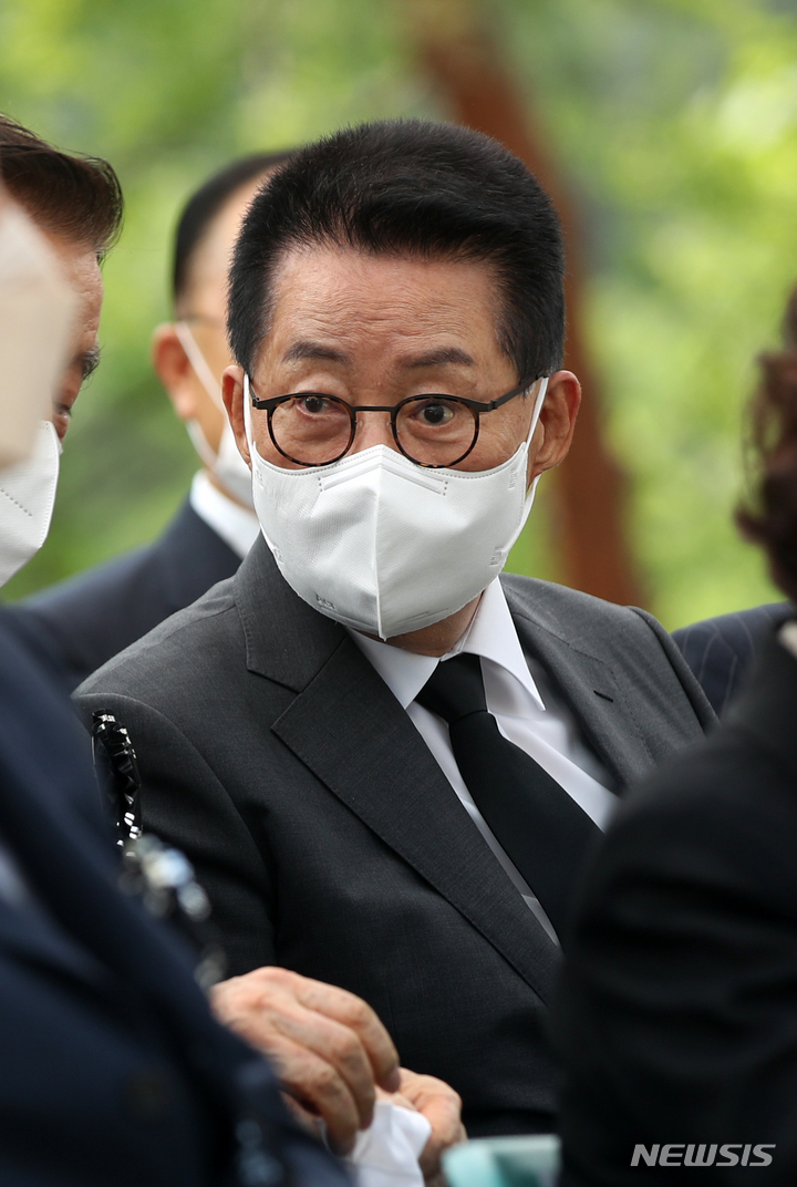  박지원 "尹 지지율 28%, 진짜 큰 난리..당정대, 다 물러나야"(종합)